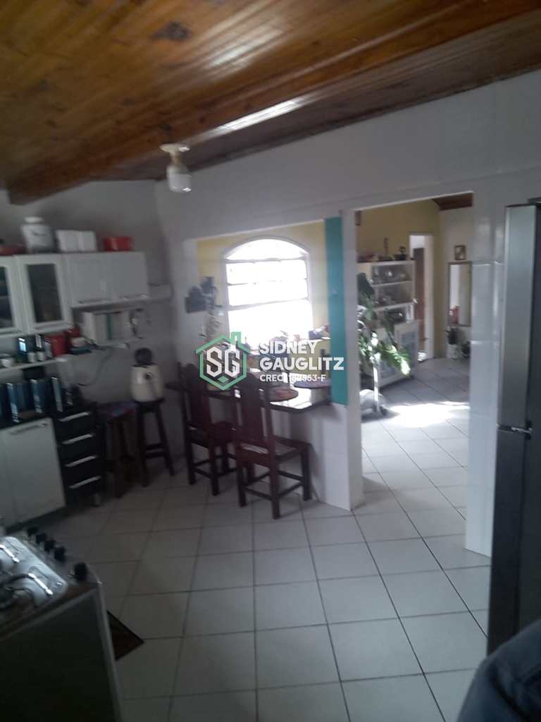 Casa em Cananéia, no bairro Vila Cabana