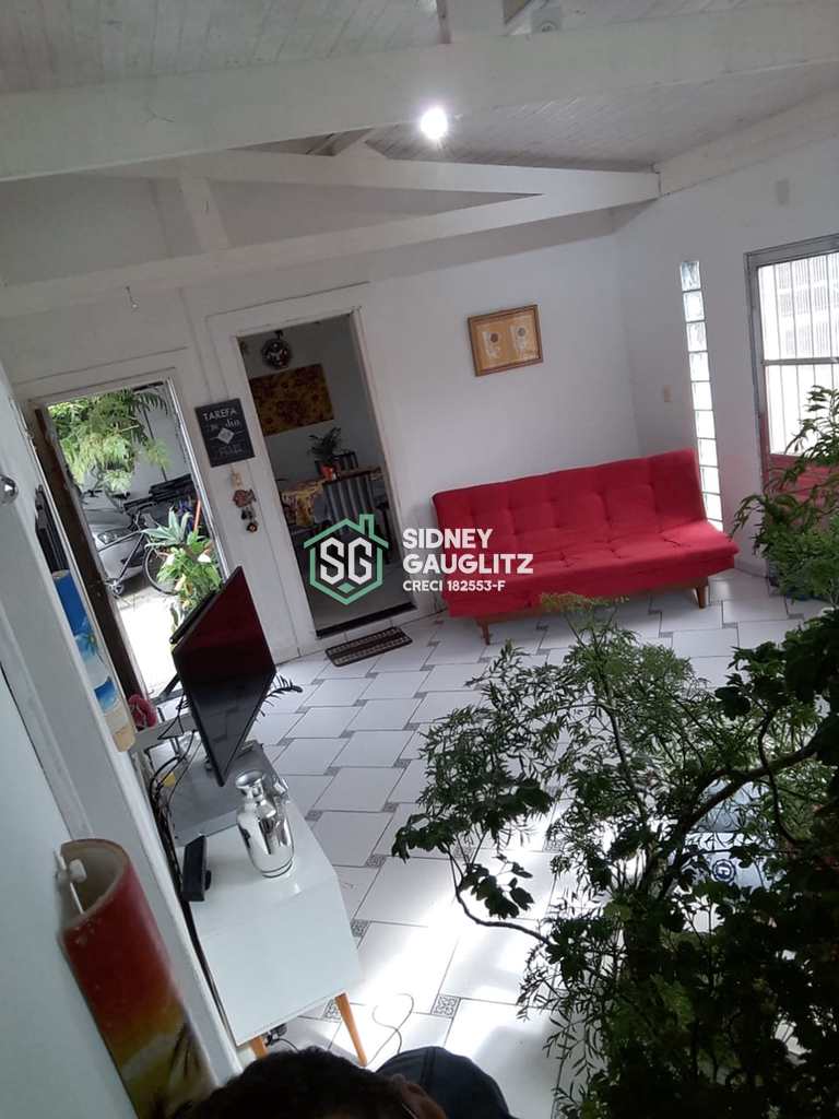 Casa em Cananéia, no bairro Vila Cabana