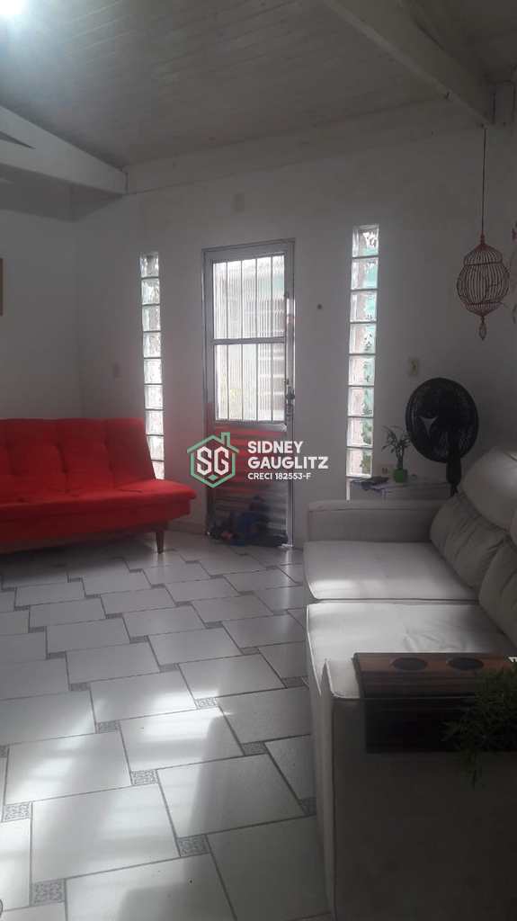 Casa em Cananéia, no bairro Vila Cabana