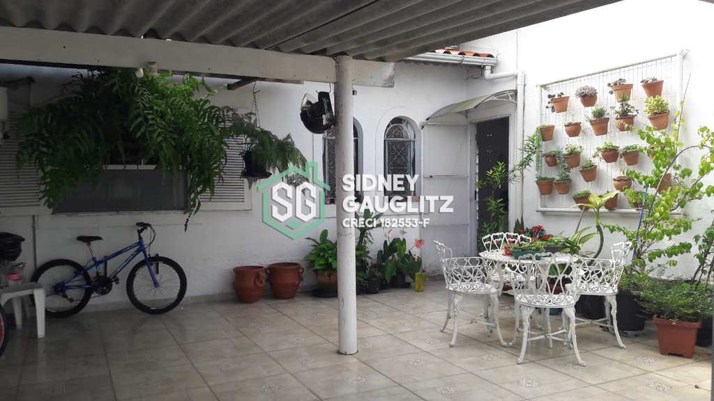 Casa em Cananéia, no bairro Vila Cabana