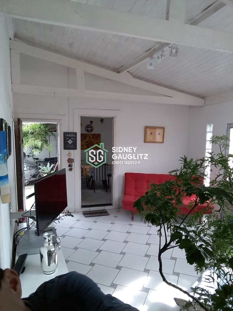 Casa em Cananéia, no bairro Vila Cabana