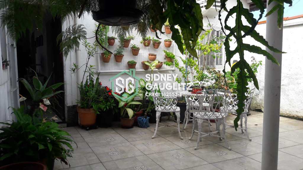 Casa em Cananéia, no bairro Vila Cabana