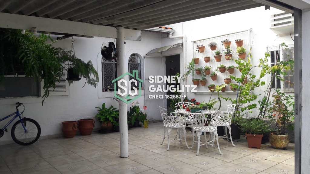 Casa em Cananéia, no bairro Vila Cabana