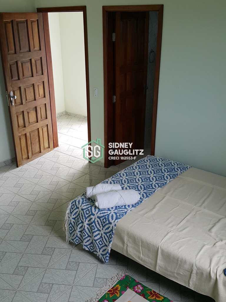 Casa em Cananéia, no bairro Rocio
