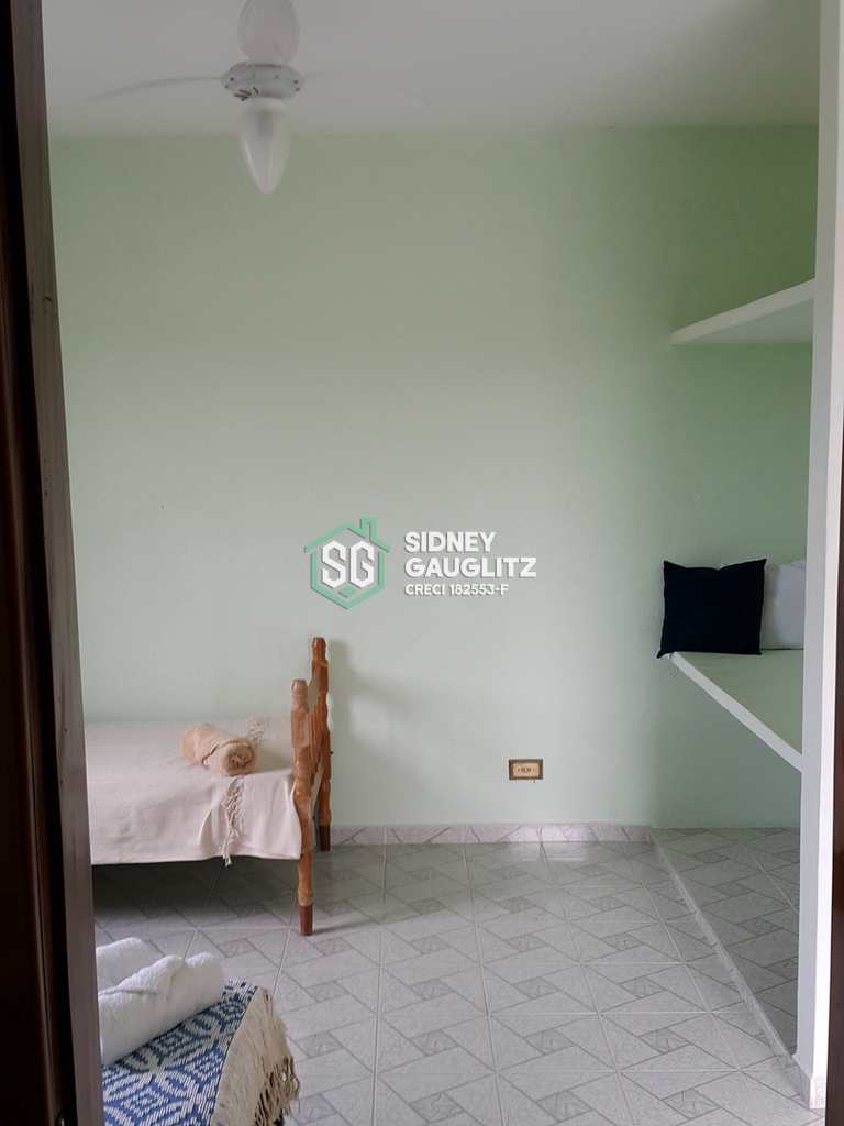 Casa em Cananéia, no bairro Rocio