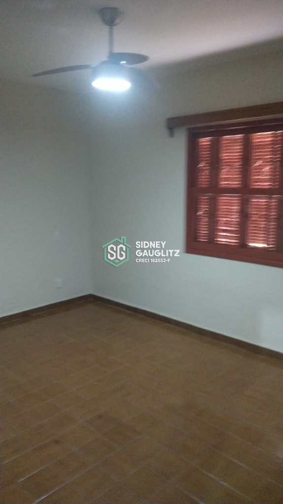 Casa em Cananéia, no bairro Rocio