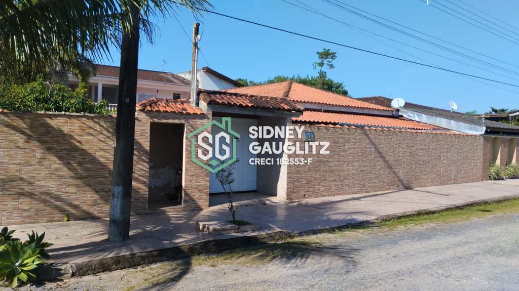 Casa em Cananéia, no bairro Retiro Caravelas