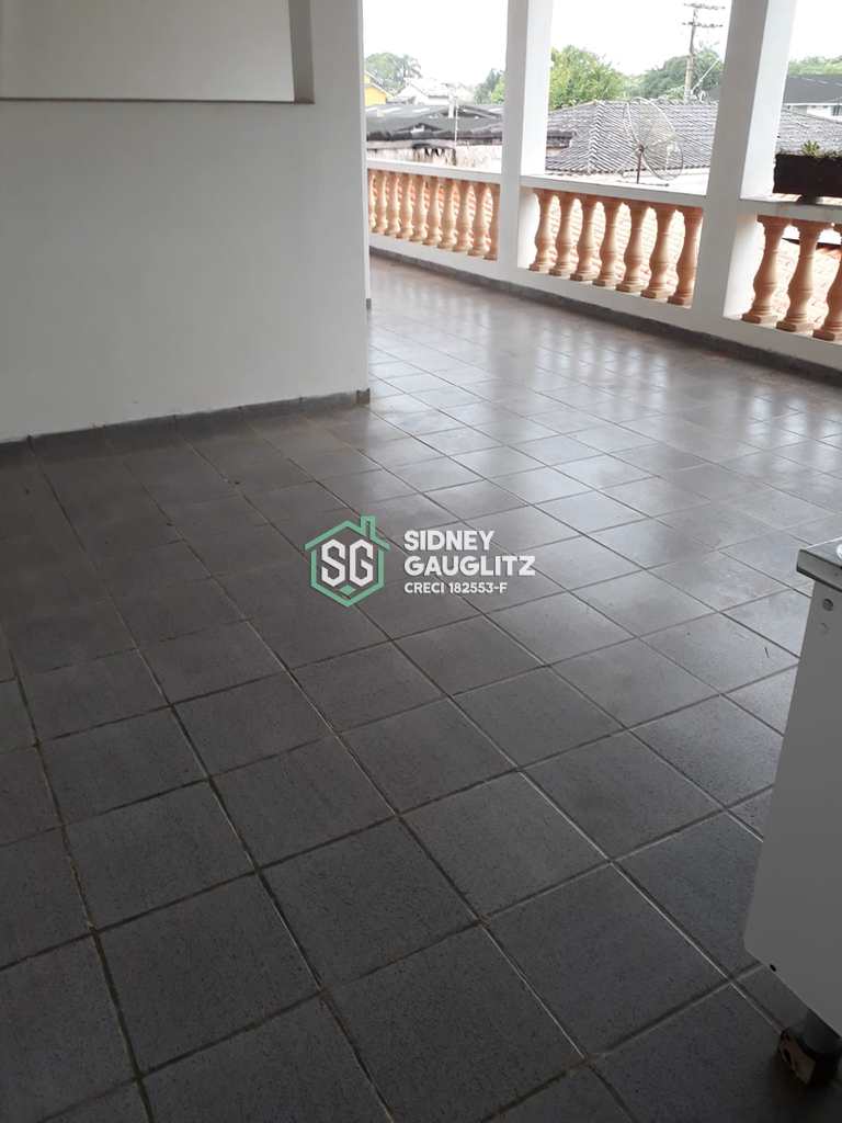 Casa em Cananéia, no bairro Retiro Caravelas