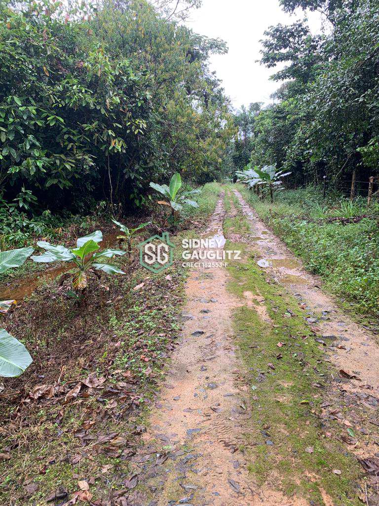 Sítio em Cananéia, no bairro Mandira