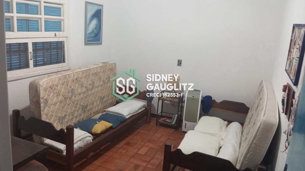 Casa em Cananéia, no bairro Retiro Caravelas
