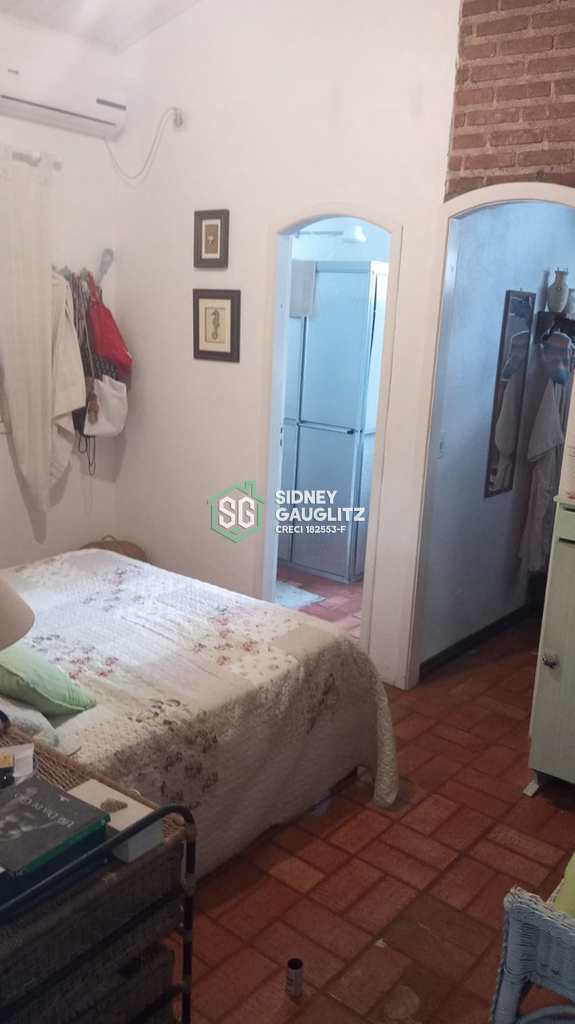 Casa em Cananéia, no bairro Retiro Caravelas