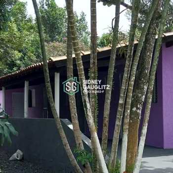 Casa em Cananéia, bairro Estrada Balsa Continente