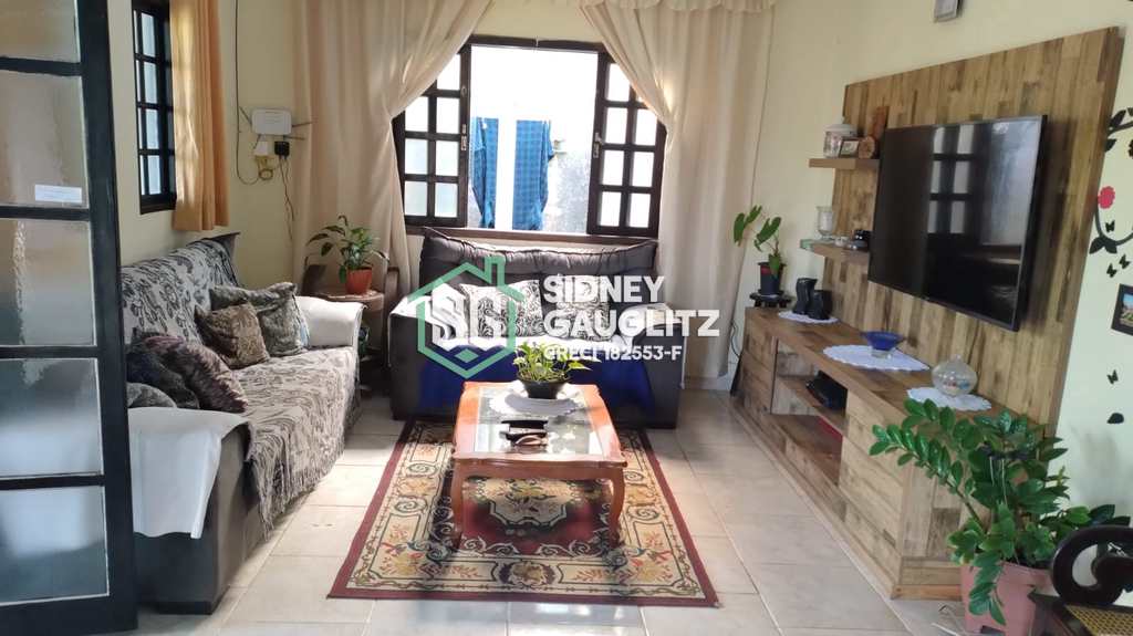 Casa em Cananéia, no bairro Acaraú