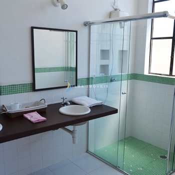 Casa em Ilhabela, bairro Engenho D'água