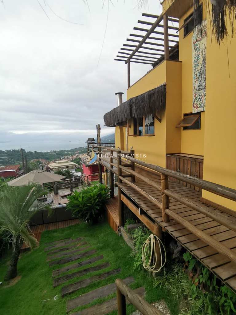 Casa de Condomínio em Ilhabela, no bairro Barra Velha