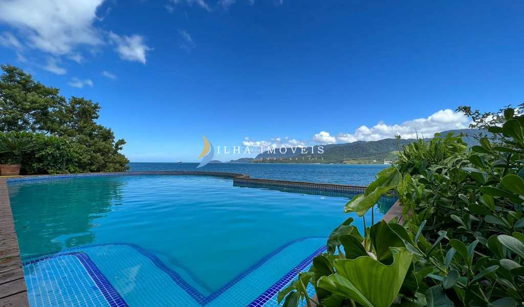 Casa em Ilhabela, bairro Sul