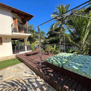 Casa em Ilhabela, bairro Feiticeira