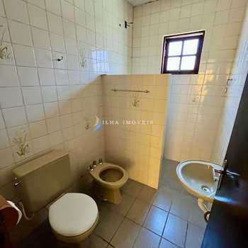 Casa em Ilhabela, bairro Perequê