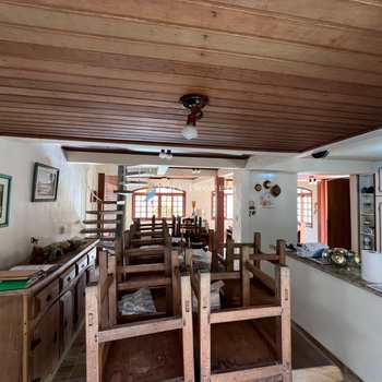Casa em Ilhabela, bairro Centro