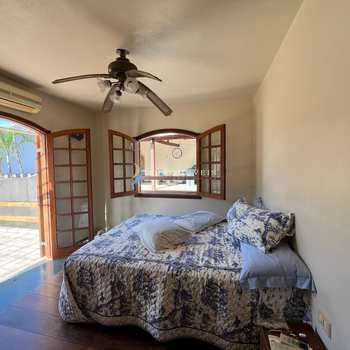 Casa em Ilhabela, bairro Centro
