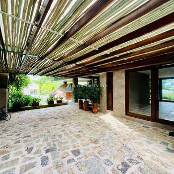 Casa em Ilhabela, bairro Engenho D'água