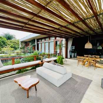 Casa em Ilhabela, bairro Engenho D'água
