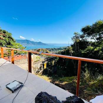 Casa em Ilhabela, bairro Itaguassu