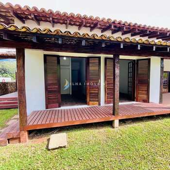 Casa em Ilhabela, bairro Perequê