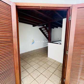 Casa em Ilhabela, bairro Perequê
