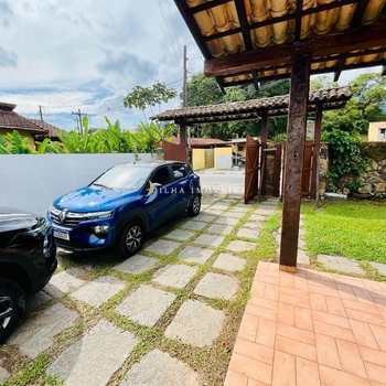 Casa em Ilhabela, bairro Perequê