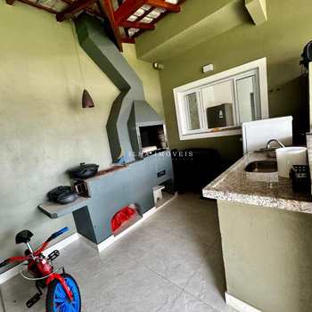 Casa em Ilhabela, bairro Barra Velha