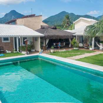 Casa em Ilhabela, bairro Perequê