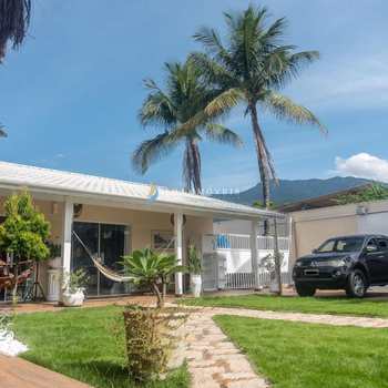Casa em Ilhabela, bairro Perequê