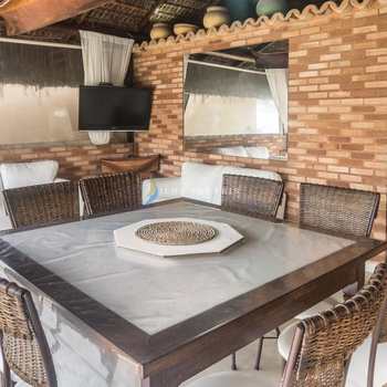 Casa em Ilhabela, bairro Perequê