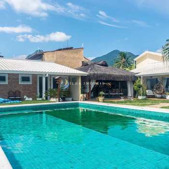 Casa em Ilhabela, bairro Perequê