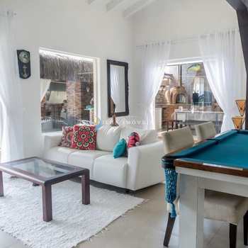 Casa em Ilhabela, bairro Perequê