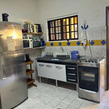 Casa em Ilhabela, bairro Barra Velha