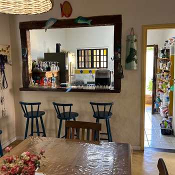 Casa em Ilhabela, bairro Barra Velha