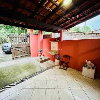 Casa em Ilhabela, bairro Água Branca