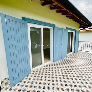 Casa em Ilhabela, bairro Barra Velha