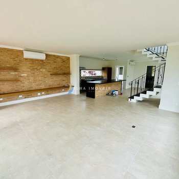 Casa em Ilhabela, bairro Barra Velha