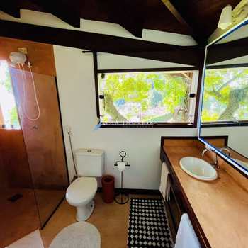 Casa em Ilhabela, bairro Armação