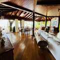 Casa em Ilhabela, bairro Armação