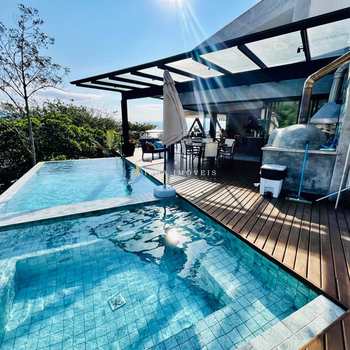 Casa em Ilhabela, bairro Siriúba I