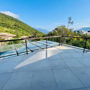 Casa em Ilhabela, bairro Siriúba I