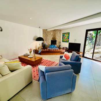 Casa em Ilhabela, bairro Siriúba I