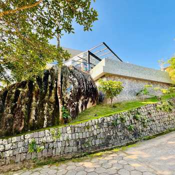 Casa em Ilhabela, bairro Siriúba I