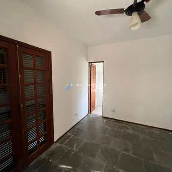 Casa em Ilhabela, bairro Barra Velha