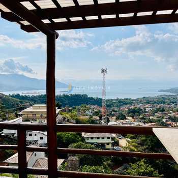 Casa em Ilhabela, bairro Barra Velha