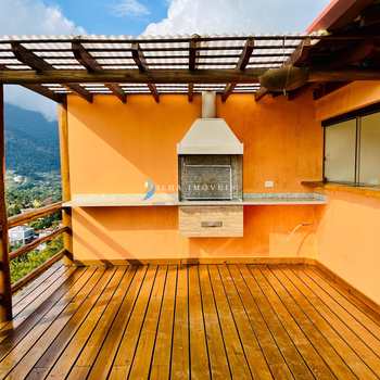 Casa em Ilhabela, bairro Barra Velha